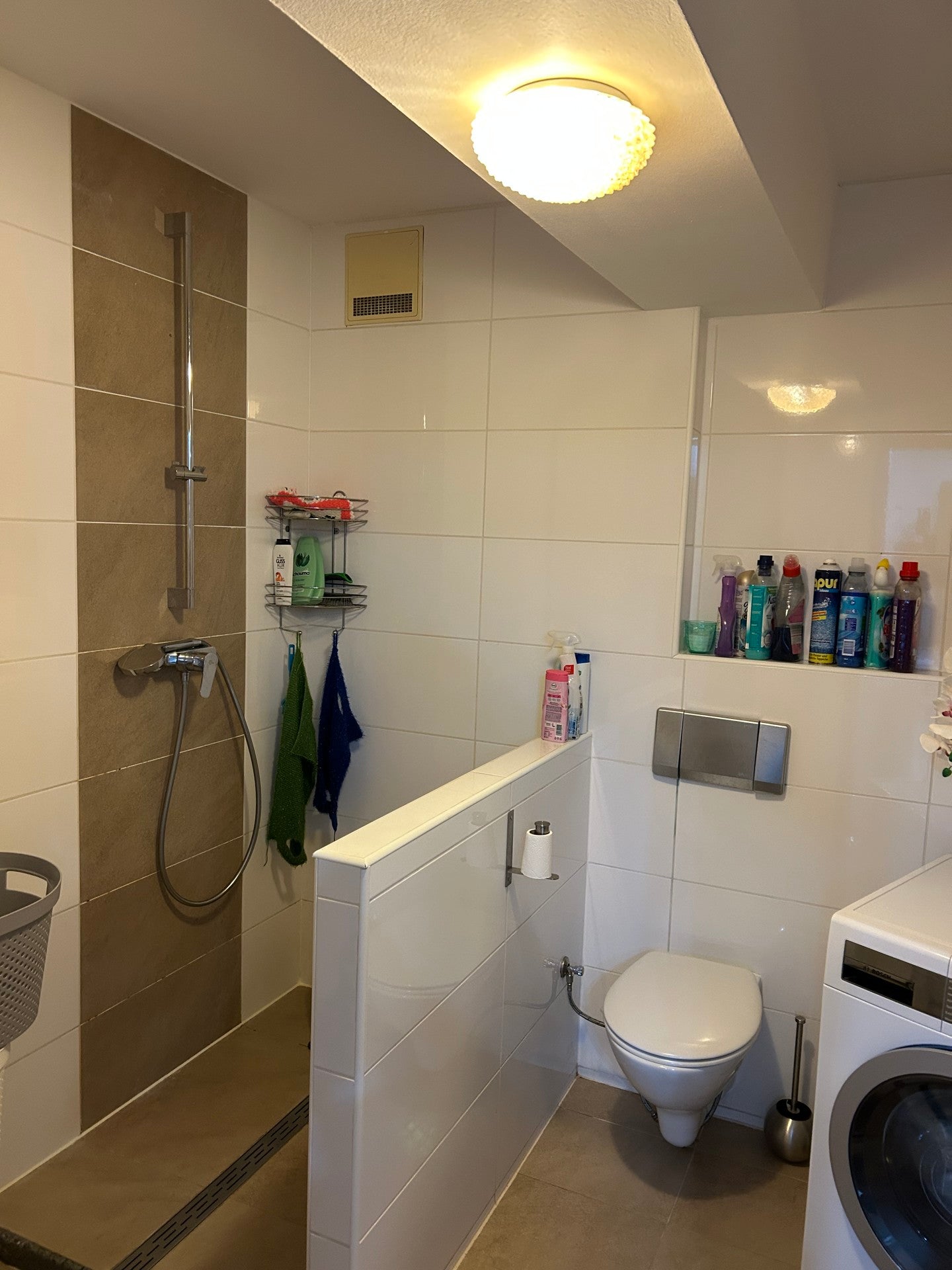 Attraktives Mehrfamilienhaus in zentraler Lage – Rentable Kapitalanlage in Troisdorf