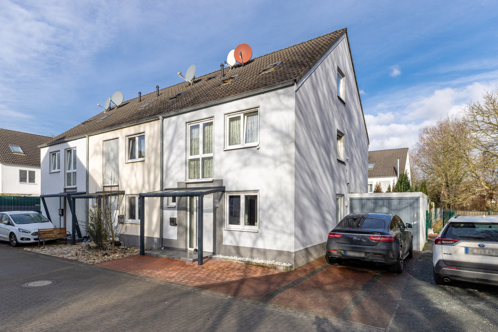 Familienidyll am Waldrand – Großzügiges Reihenendhaus in Dortmund-Mengede