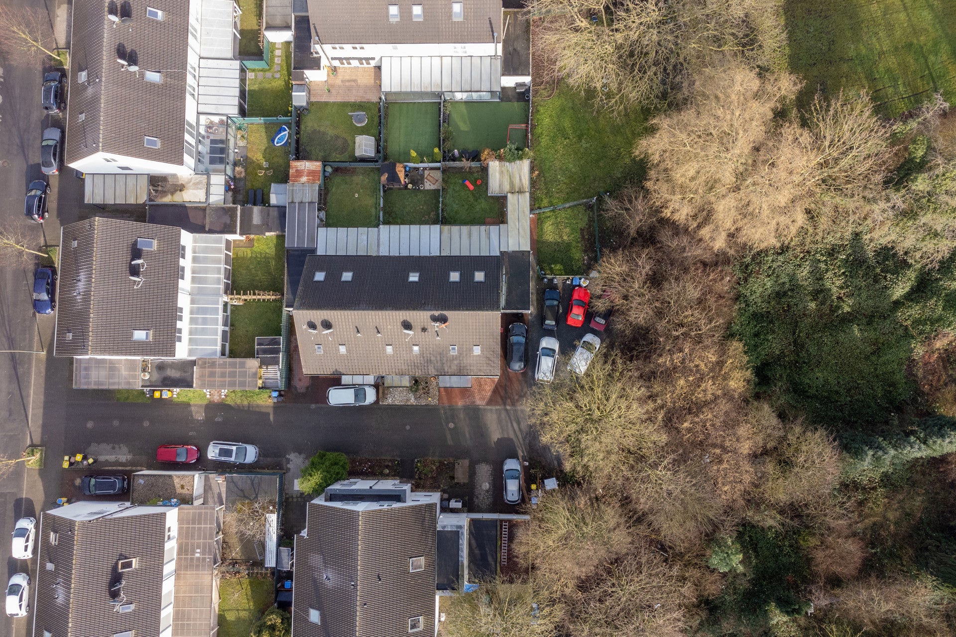 Familienidyll am Waldrand – Großzügiges Reihenendhaus in Dortmund-Mengede