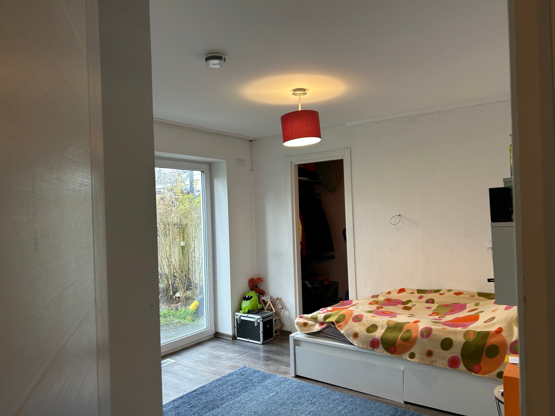 Vielseitiges Mehrgenerationenhaus mit modernster Technik und großzügigem Grundstück.