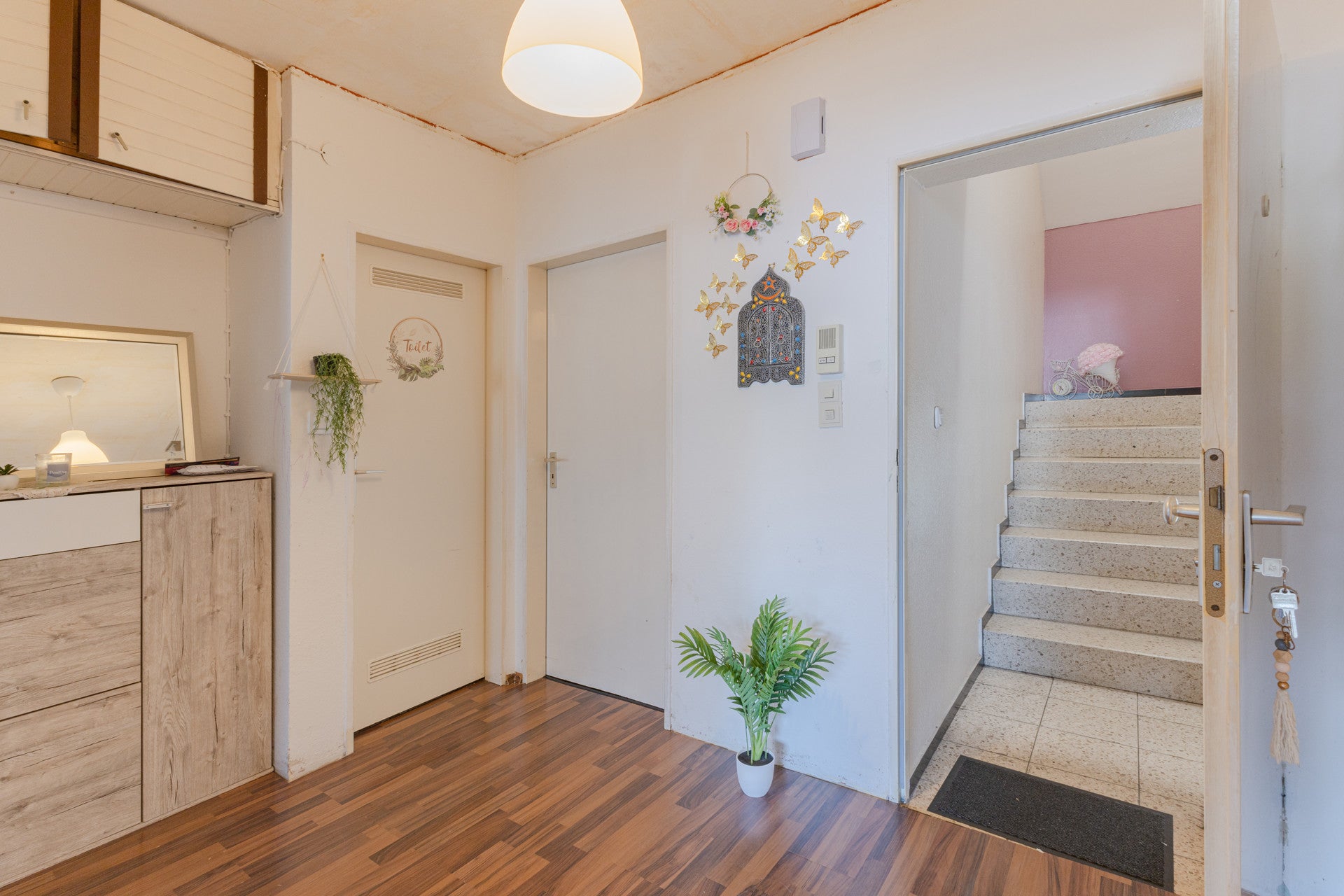 Gepflegtes Mehrfamilienhaus mit Balkonen und solider Bausubstanz – Wuppertal-Langerfeld