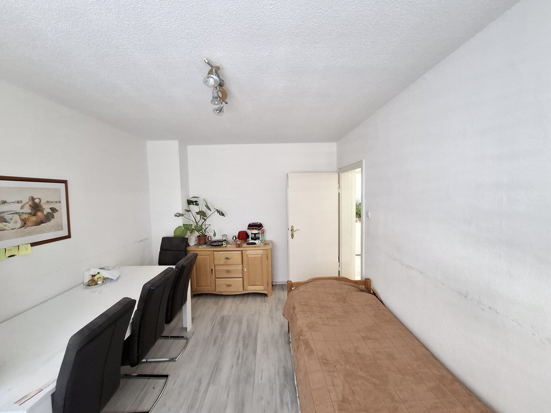 Gepflegtes Mehrfamilienhaus in zentraler Lage von Remscheid – attraktive Kapitalanlage