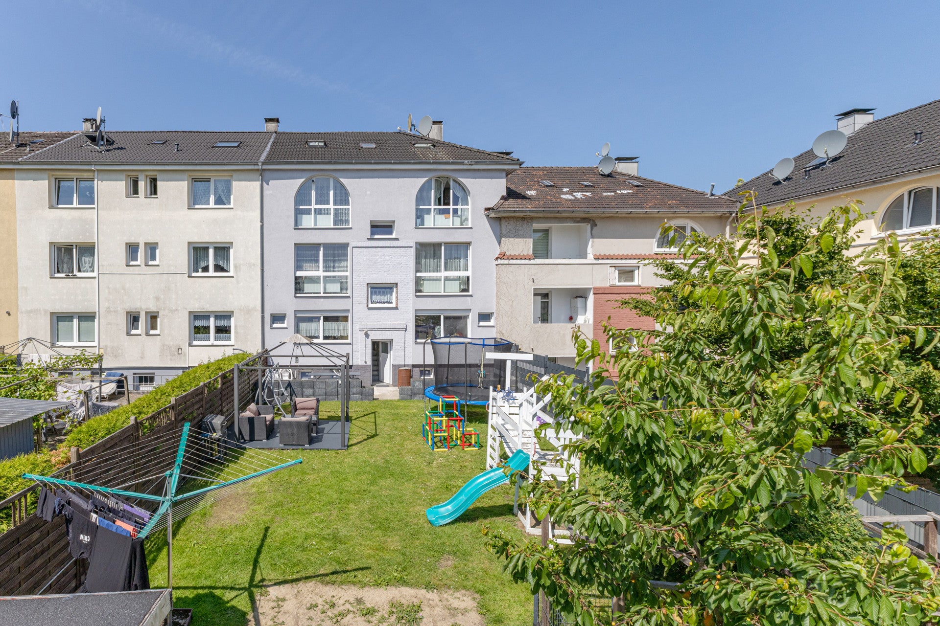 Mehrfamilienhaus mit Charme & Rendite – Wuppertal-Barmen