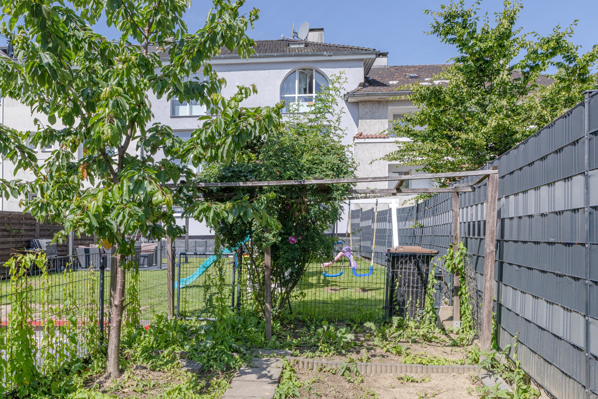 Mehrfamilienhaus mit Charme & Rendite – Wuppertal-Barmen