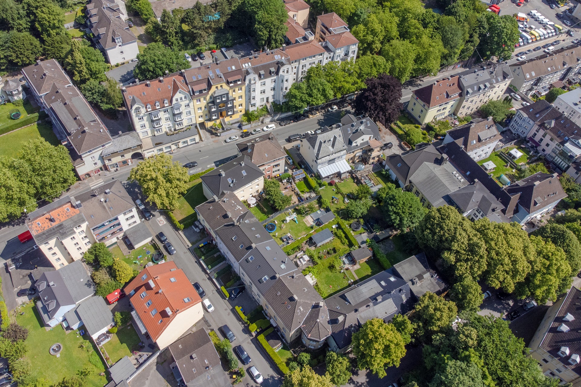 Mehrfamilienhaus mit Charme & Rendite – Wuppertal-Barmen