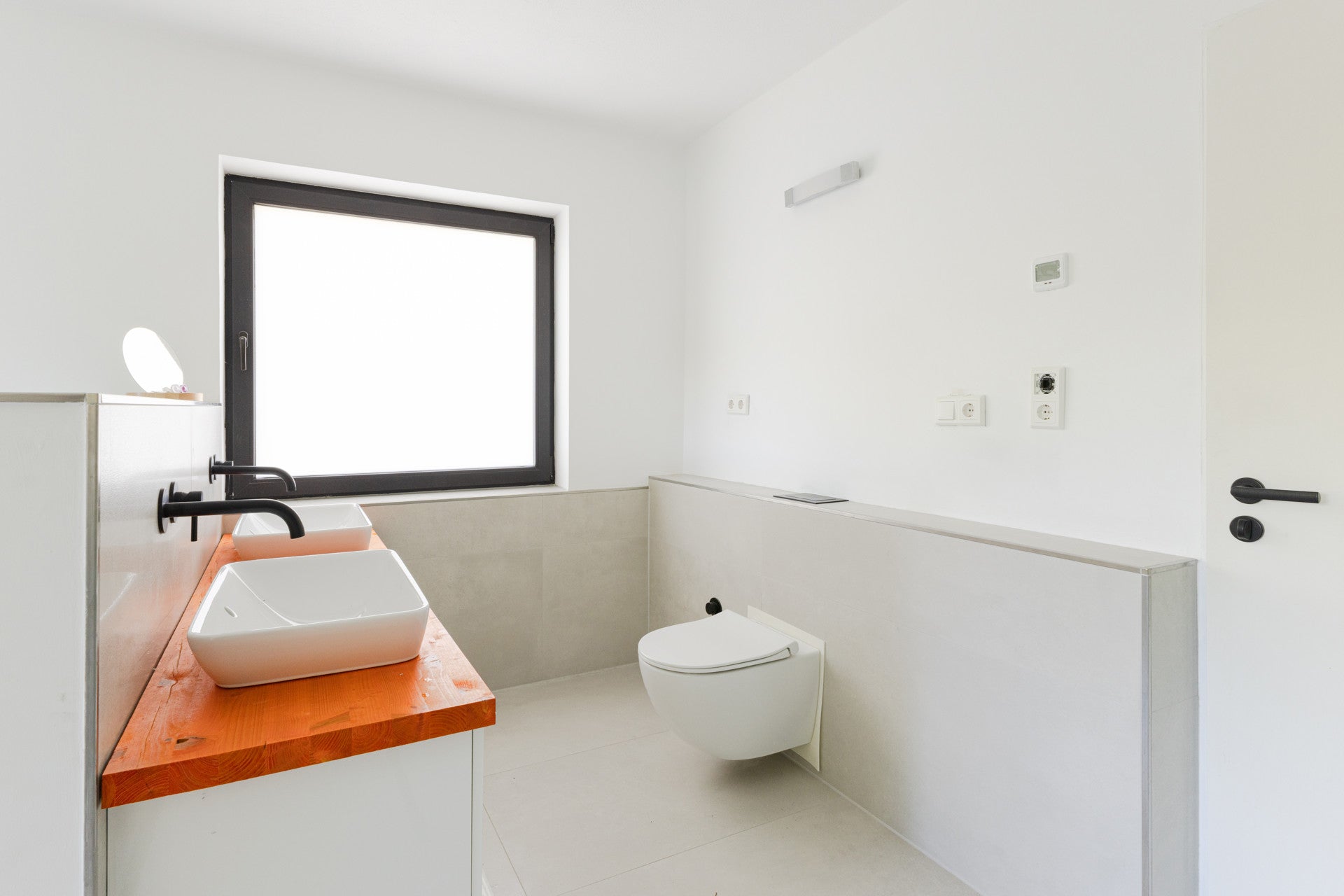 Fast bezugsfertig: Stilvolles Haus in Dortmund-Holzen mit Garten, Kamin, Wellnessbad & Ausblick.