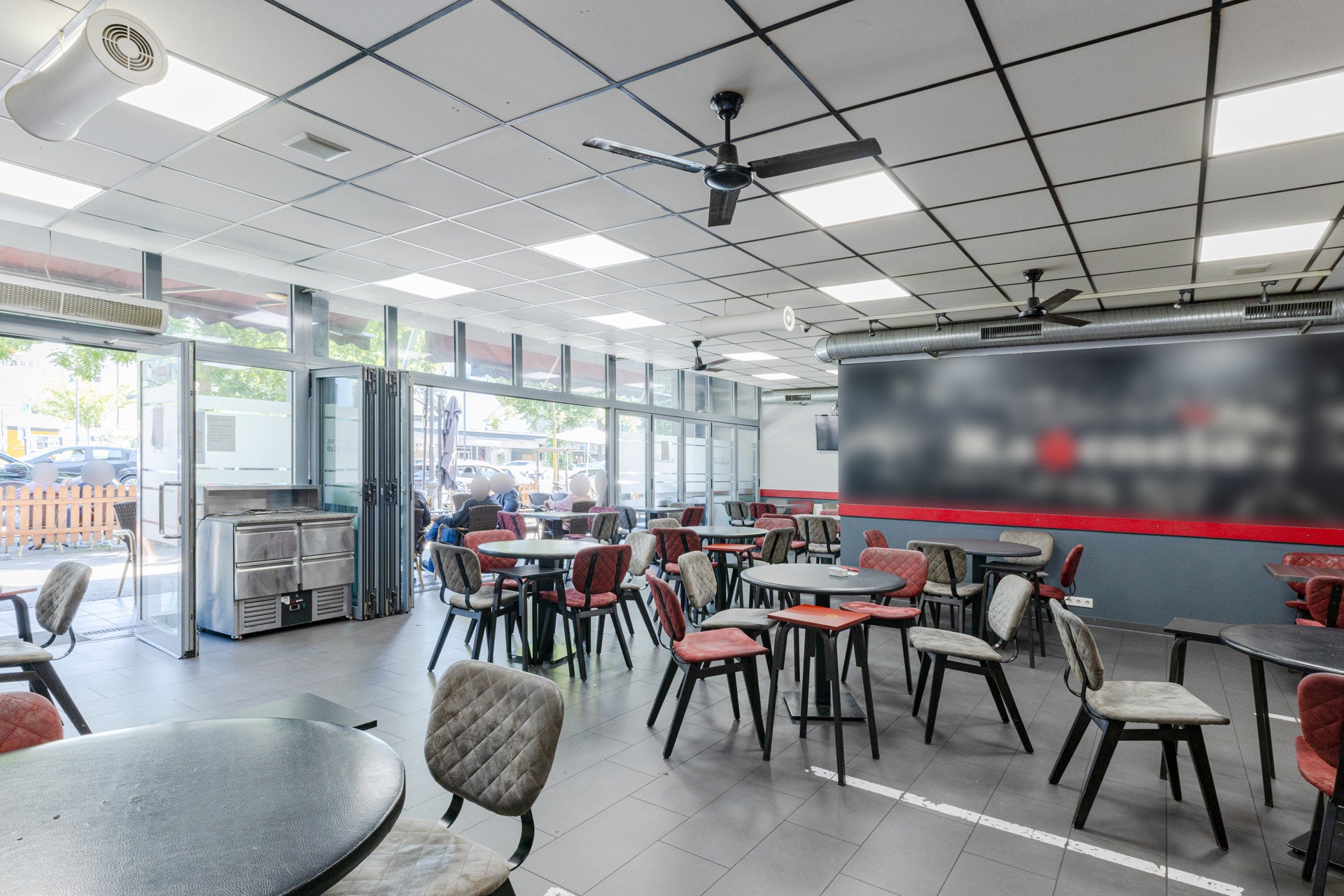 Attraktives Wohn- und Geschäftshaus in belebter Lage von Wuppertal-Barmen – Ideal für Kapitalanleger