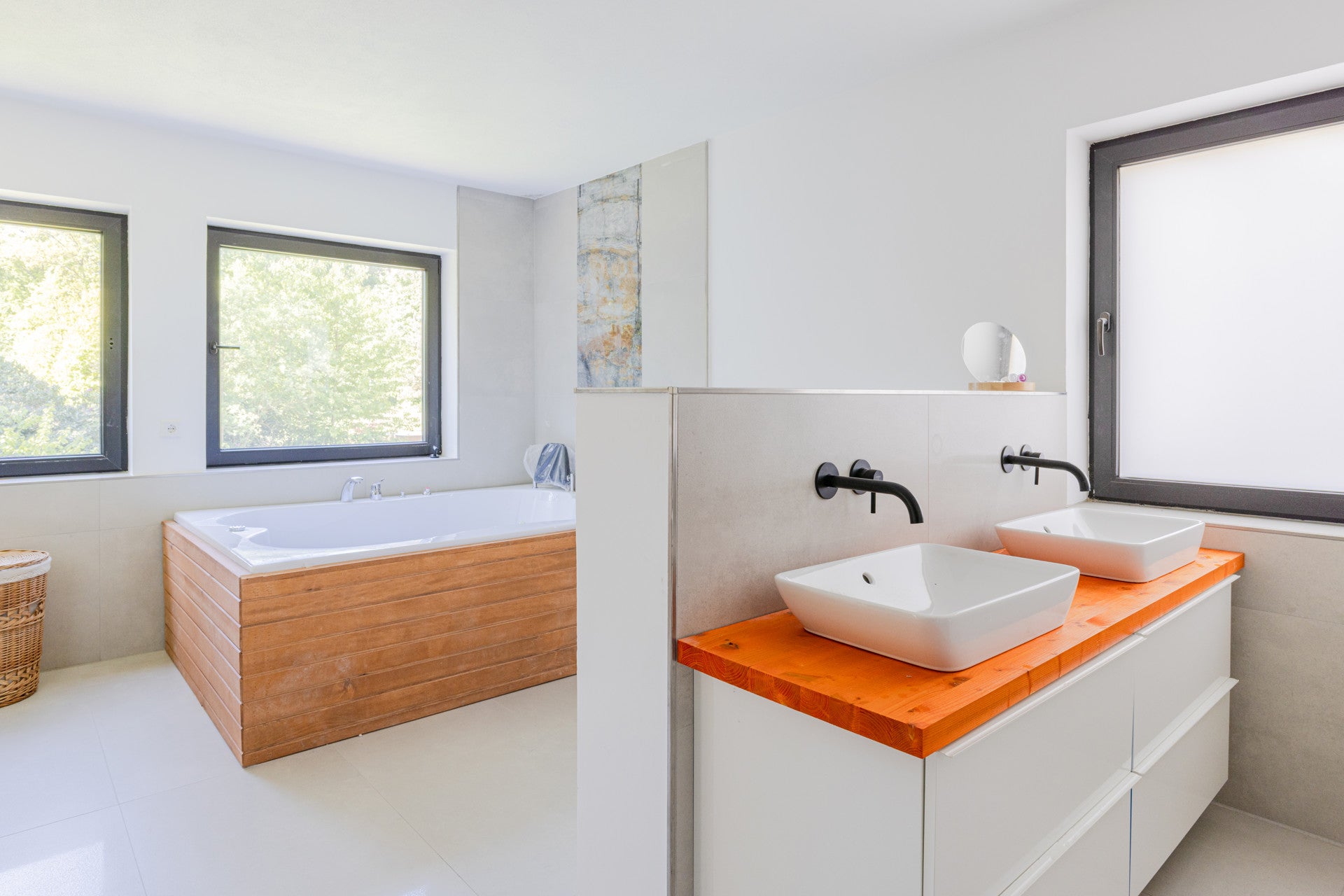 Fast bezugsfertig: Stilvolles Haus in Dortmund-Holzen mit Garten, Kamin, Wellnessbad & Ausblick.