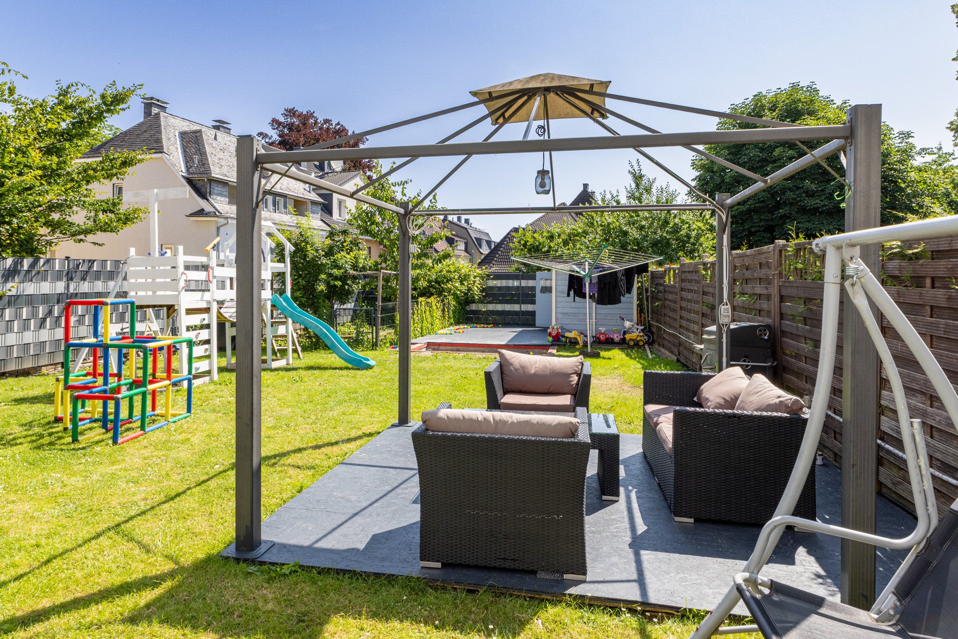 Mehrfamilienhaus mit Charme & Rendite – Wuppertal-Barmen