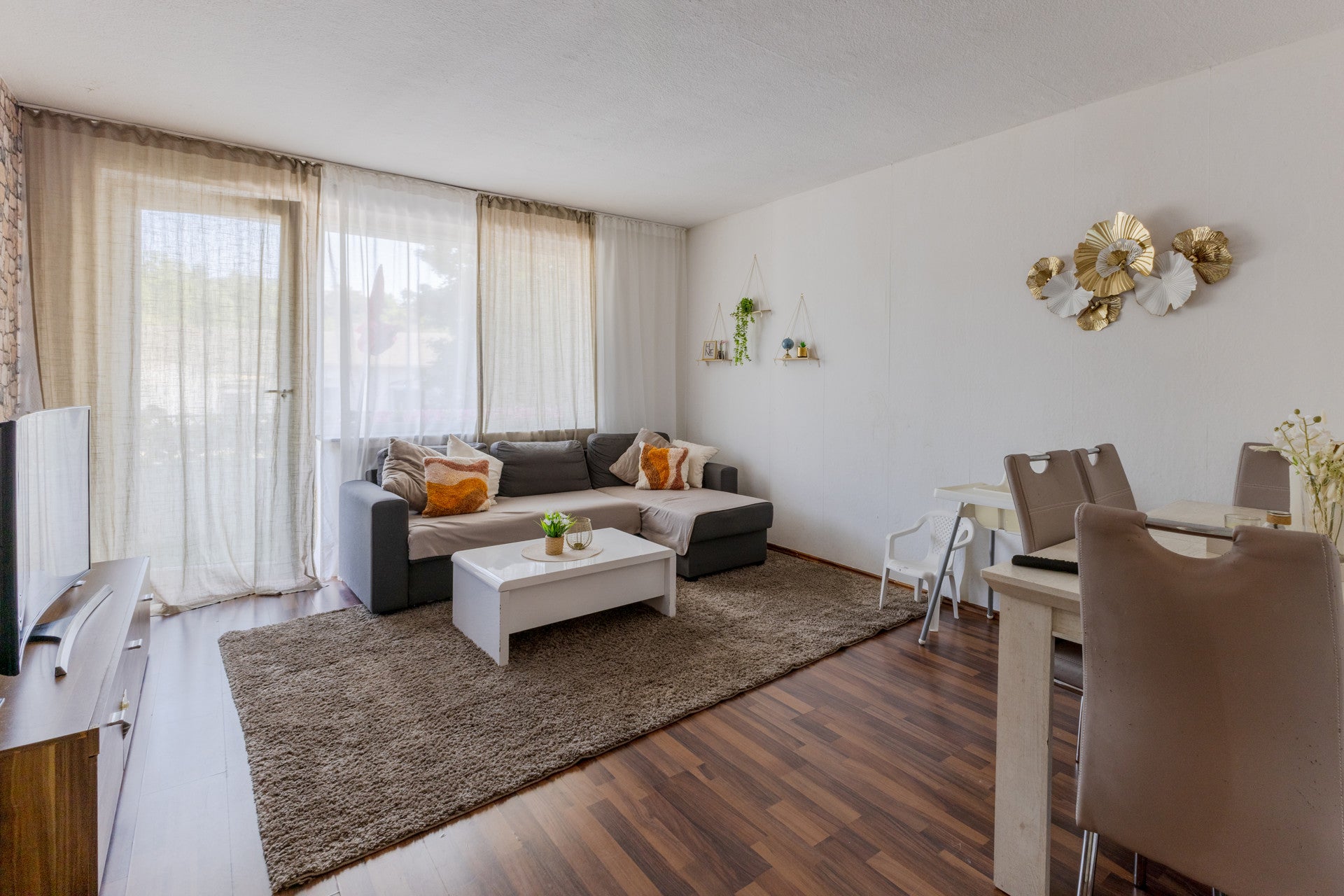 Gepflegtes Mehrfamilienhaus mit Balkonen und solider Bausubstanz – Wuppertal-Langerfeld