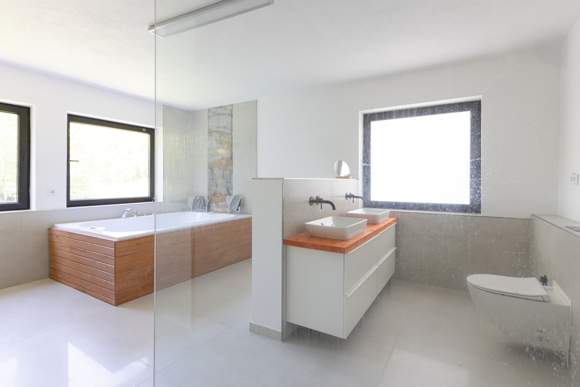 Fast bezugsfertig: Stilvolles Haus in Dortmund-Holzen mit Garten, Kamin, Wellnessbad & Ausblick.