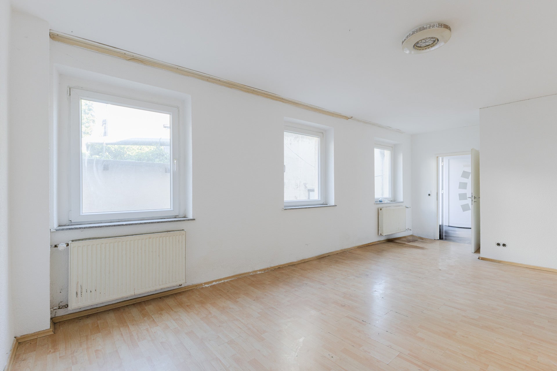 Attraktives Wohn- und Geschäftshaus in belebter Lage von Wuppertal-Barmen – Ideal für Kapitalanleger