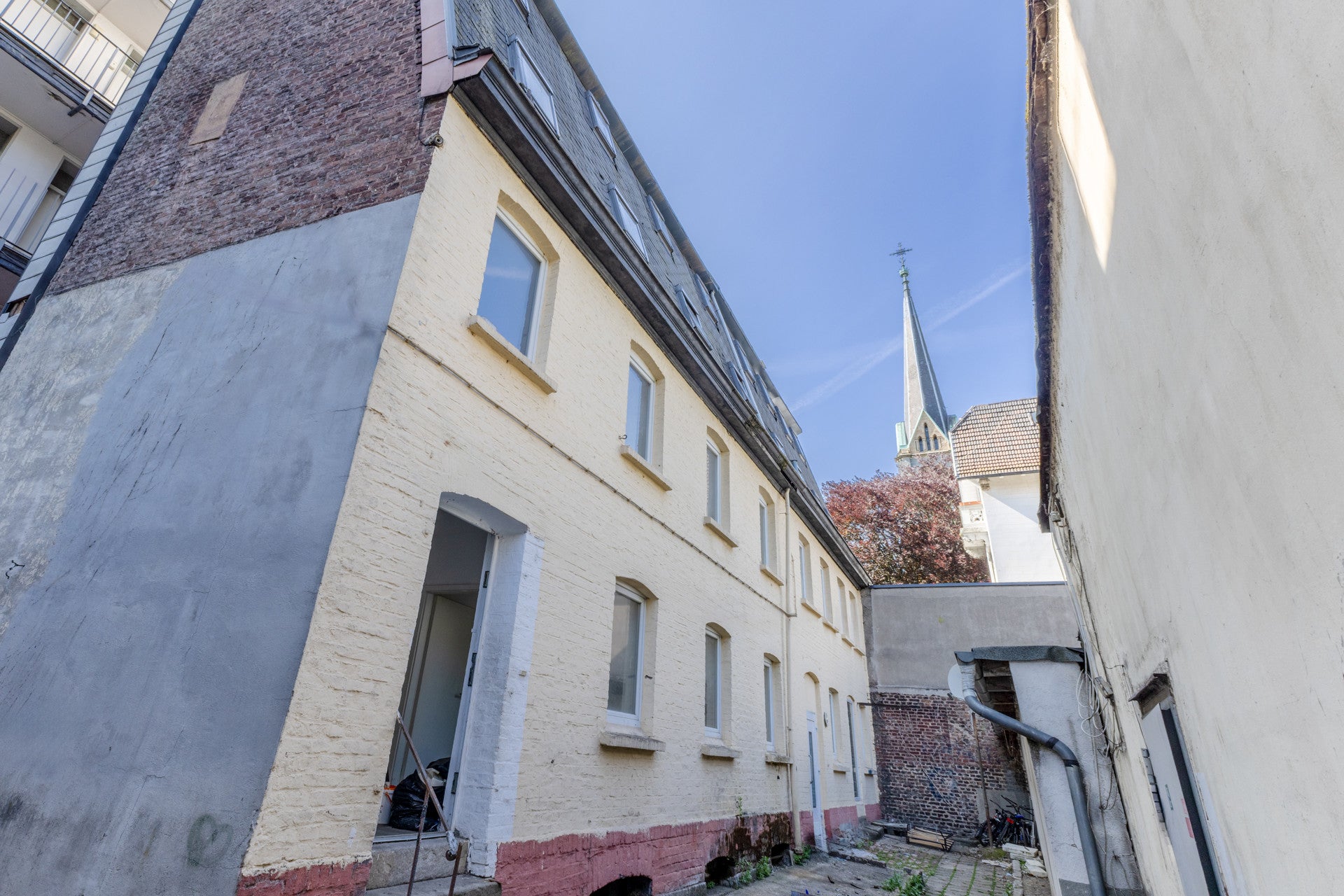 Attraktives Wohn- und Geschäftshaus in belebter Lage von Wuppertal-Barmen – Ideal für Kapitalanleger