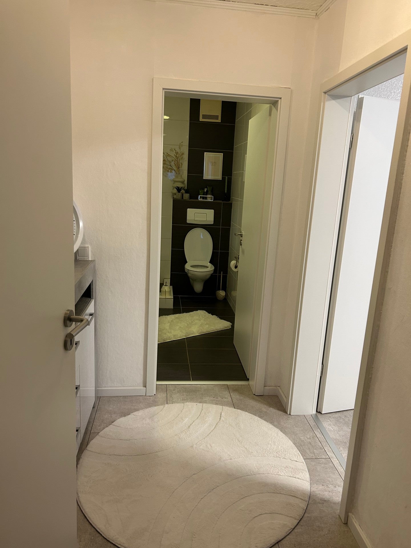 Attraktives Mehrfamilienhaus in zentraler Lage – Rentable Kapitalanlage in Troisdorf